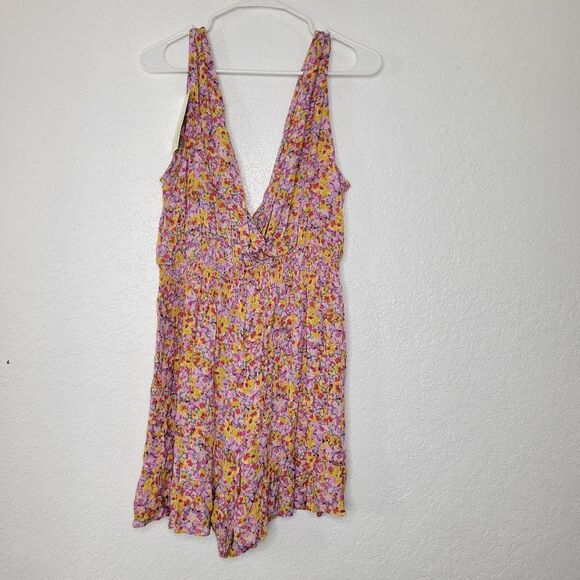 Rewind Size Large Pink & Yellow Surplice Neckline V-Back Smocked Waist Romper - Picture 2 of 7